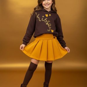 CONJUNTO NIÑA SUDADERA Y FALDA INVIERNO 2025